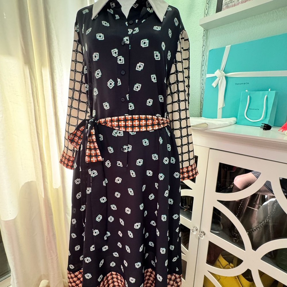 Eliza J Navy and White Patterned Long Sleeve Dress